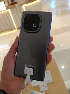 IQOO NEO10 RAM 16+16GB INTERNAL 512GB