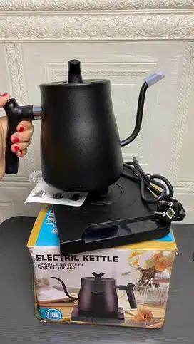 Teko Listrik Pemanas Air Leher Angsa 1000W Ukuran 1L NEW