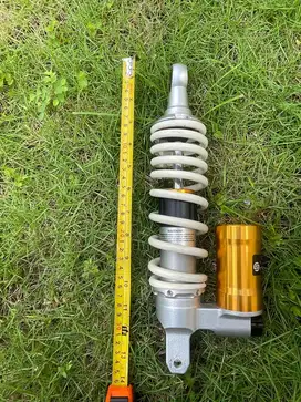 Shockbreaker Scarlet 9002 R Vario Bekas | Kondisi Bagus | Siap Pakai