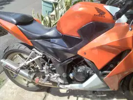 Dijual cepat honda cbr k45 2014