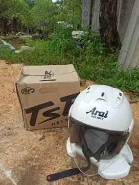 TSR COPY ARAI WHITE GLOSY