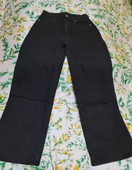 Celana wanita merk H&M