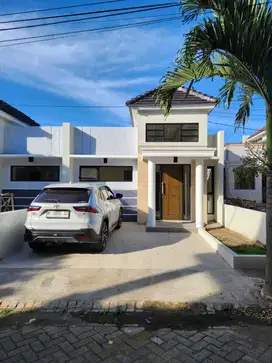 Dijual rumah lokasi perumahan sengkaling malang