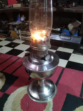 Lampu Minyak jaduL