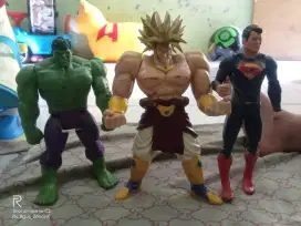 Mainan dragon ball hulk supermen