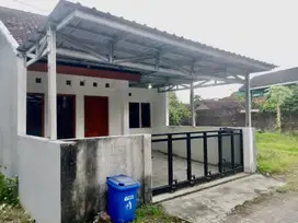 Rumah sewa di utara rsa ugm jl kabupaten