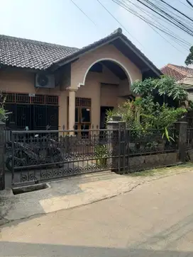Jual Rumah 2 Lantai Jatibening Baru Kota Bekasi