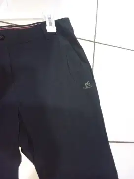Celana golf cewe