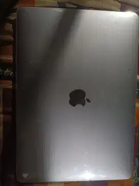 MAC BOOK PRO 2017 ram 8gb
