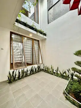 Dijual Rumah murah di Emerald Garden Bintaro Jaya Tangerang Selatan