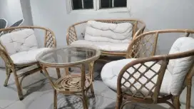 Sofa set + meja kaca