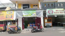 Rumah Usaha Komersial Kios di Pisangan Jaktim