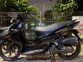 Skywave Hitam 2008
