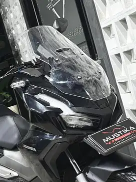 Kredit gas pol‼️Honda ADV 160 CBS th 2022 - Ayu Mustika