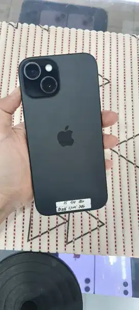 iPhone 15 128 GB iBox second garansi on