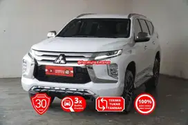 Mitsubishi Pajero Ultimate Matic Dakar AT 2022 Putih diesel solar