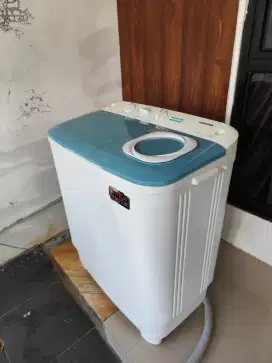 Mesin cuci Thoshiba 2 tabung 7,5 kg type VH-H75MN