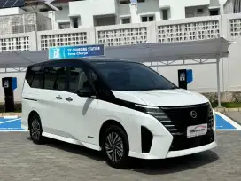 Nissan serena hws epower at 2024 two tone