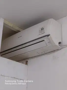JUAL CEPAT AC SHARP INVERTER ORIGINAL BELUM PERNAH SERVICE