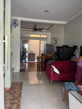 Dijual Rumah 2 Lantai Semifurnish, Siap Huni, Dalam Cluster @Metland