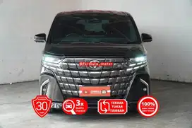 Toyota Alphard Hybrid AT Matic 2024 hitam Low KM DP minim