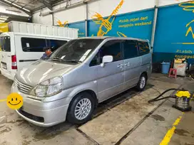 Nissan Serena 2011 Bensin