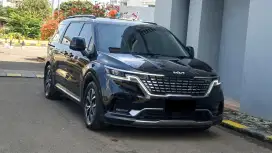 Km23rb kia carnival premiere crdi diesel 11 seater 2022 hitam