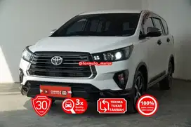 Toyota Innova 2.4 Venturer Diesel AT 2021 Putih diesel Matic Inova