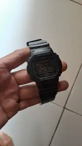 Casio G-SHOCK DW5600HR
