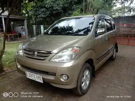 Daihatsu Xenia 2004 Bensin