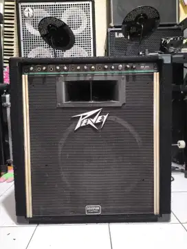 Ampli Peavey KB300 Made In USA