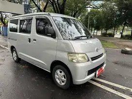 (Dp 7 jt) Daihatsu Grandmax 1.3 manual 2015 kondisi mesin body terawat