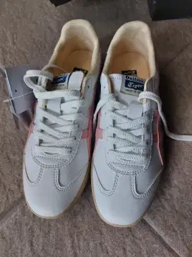 Ontisuka tiger tokuten made in japan ori