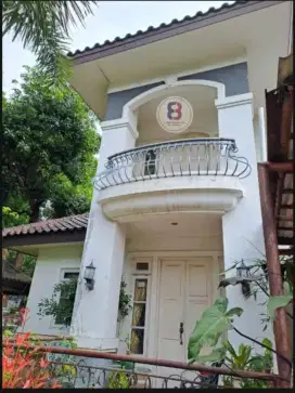 Dijual Rumah Senayan 1 Posisi Hook di  Bintaro Jaya Sektor 9