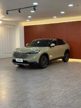 KM 13rb Honda Hrv SE 1.5 at 2024 CVT