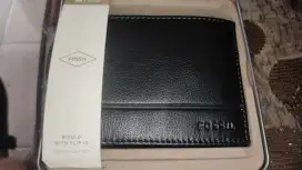 Dompet Pria Merk Fossil Original Baru