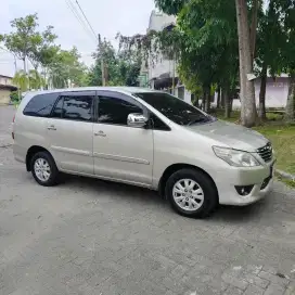 Toyota kijang inova, 2013 G manual Diesel, pajak Desember 2025
