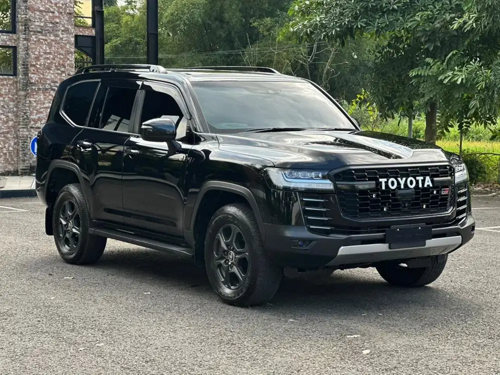 Land Cruiser GR-Sport 2024