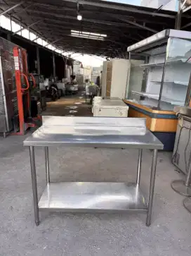 Meja prepare 2 susun back splash 

Ukuran 112x60x85
