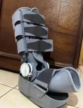 ROM Walker Sepatu Bantu Jalan