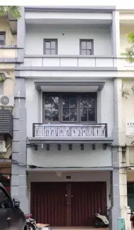 Disewakan Ruko 3 lantai siap pakai villa bukit mas  mayjend sungkono