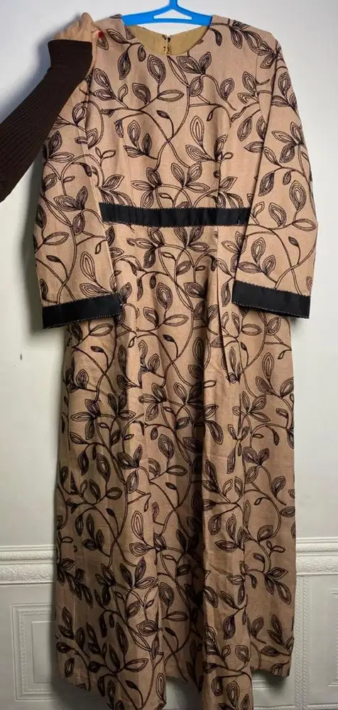 PL Abaya Motif Warna Cream Ukuran L