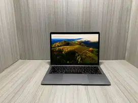 MacBook Air 13 Inch 2019 CTO 16/512 GB