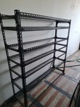 Rak besi cocok untuk buat yg mau usaha