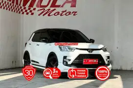 Toyota Raize 1.0 GR Sport Two tone Non TSS CVT 2023 Putih hitam AT