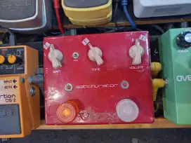 Efek gitar Vox Satchurator