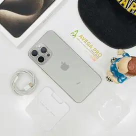 Second iphone 15 promax 256gb natural titanium