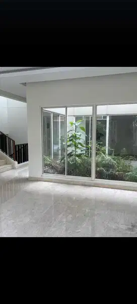 Dijual rumah siap huni 2 lt di Gading Serpong lt.170m hg 5,7 M