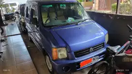 Jual Karimun Kotak thn 2001 (tanpa perantara)