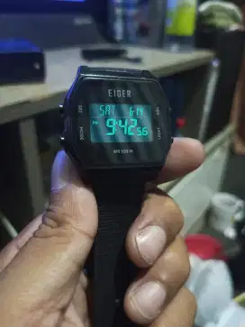 Jam tangan Eiger provo